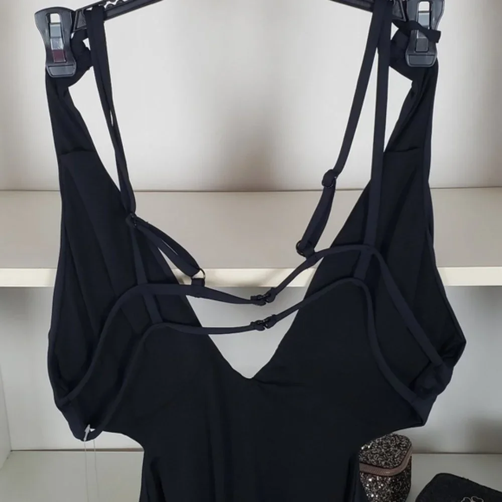 Floral Embroidered Black One Piece Plunge swimsuit SZ L NWT - Picture 7 of 8